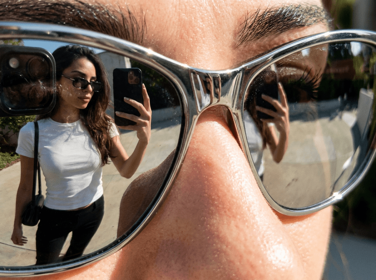 Creative photo: Reflection of sunglasses