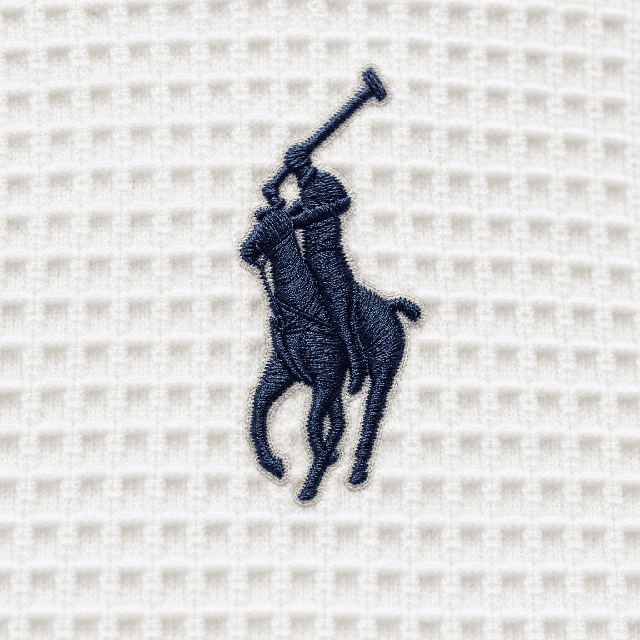 Advanced embroidery clothing close-up advertising